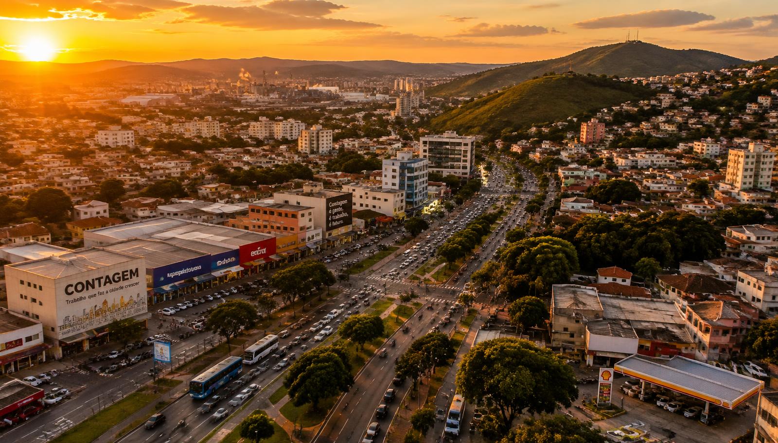 Vista aérea de Contagem ao pôr do sol